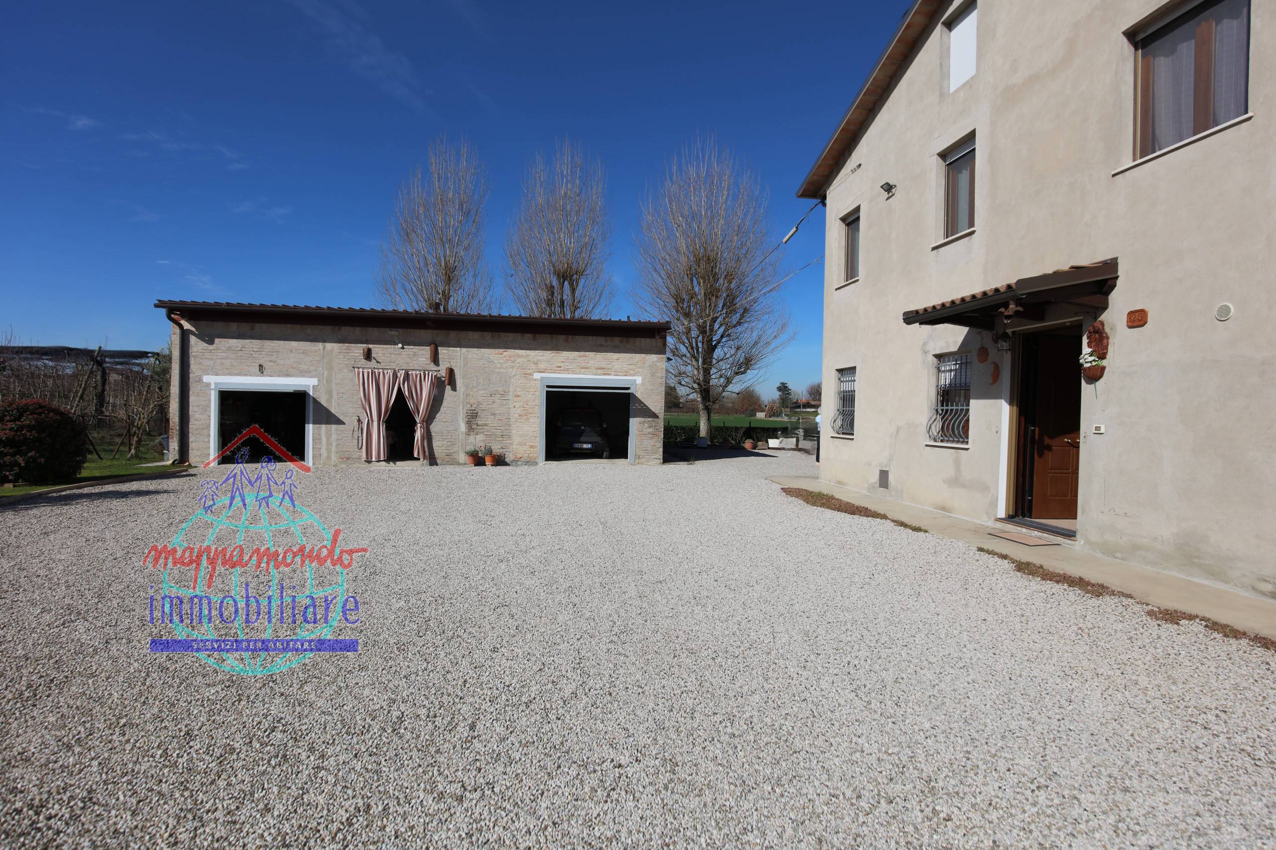 Casa singola in vendita a Cento, XII Morelli