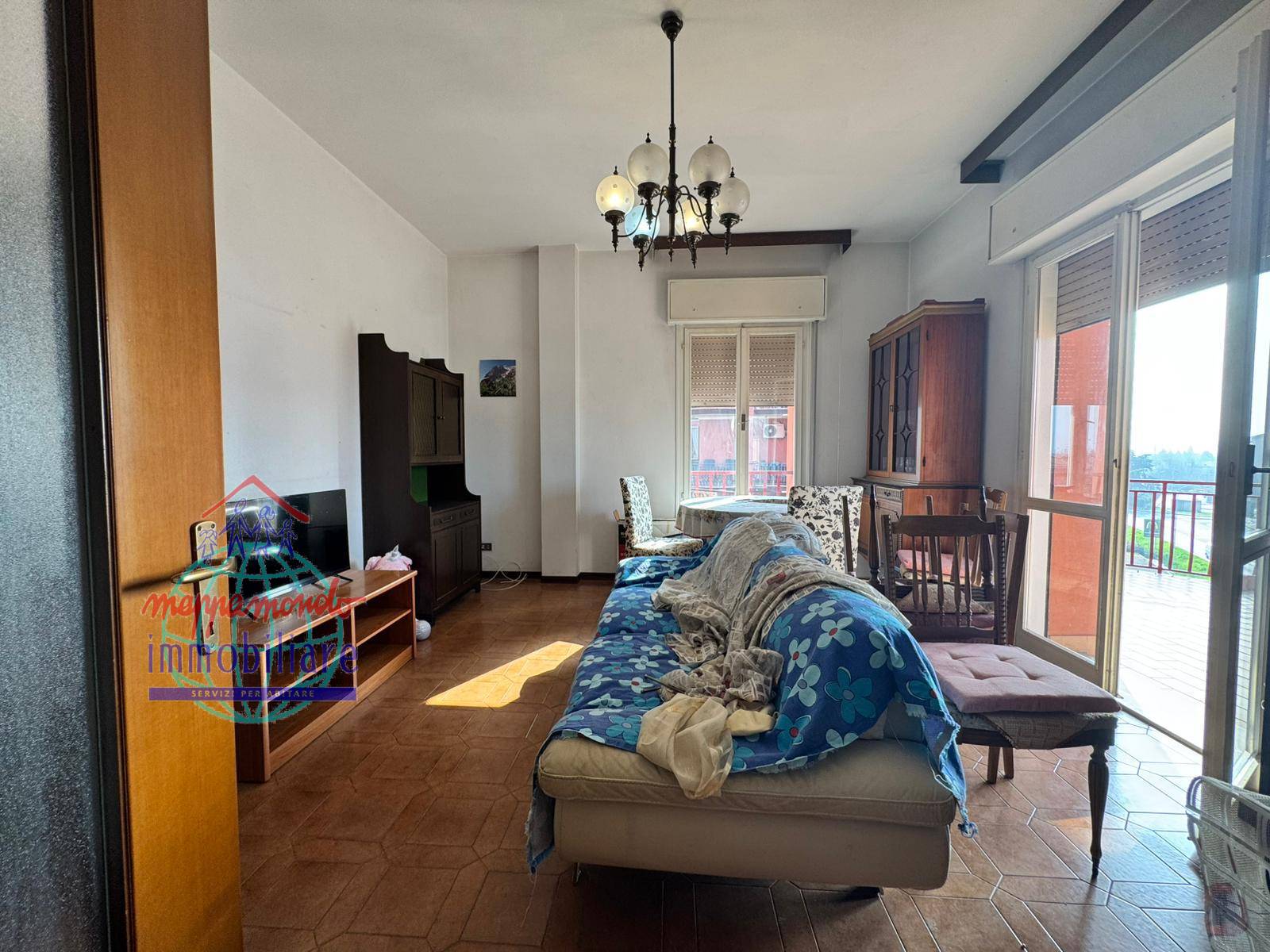 Appartamento in vendita a Cento, Cento