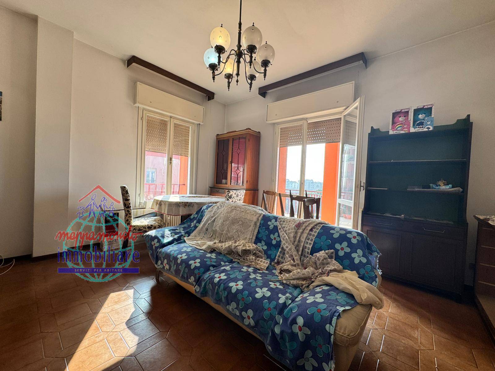 Appartamento in vendita a Cento, Cento