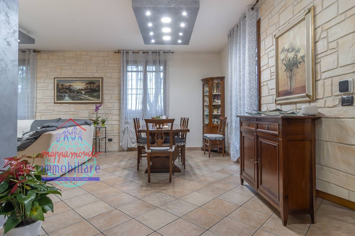 Bi-Tri-Quadrifamiliare in vendita a Calderara di Reno