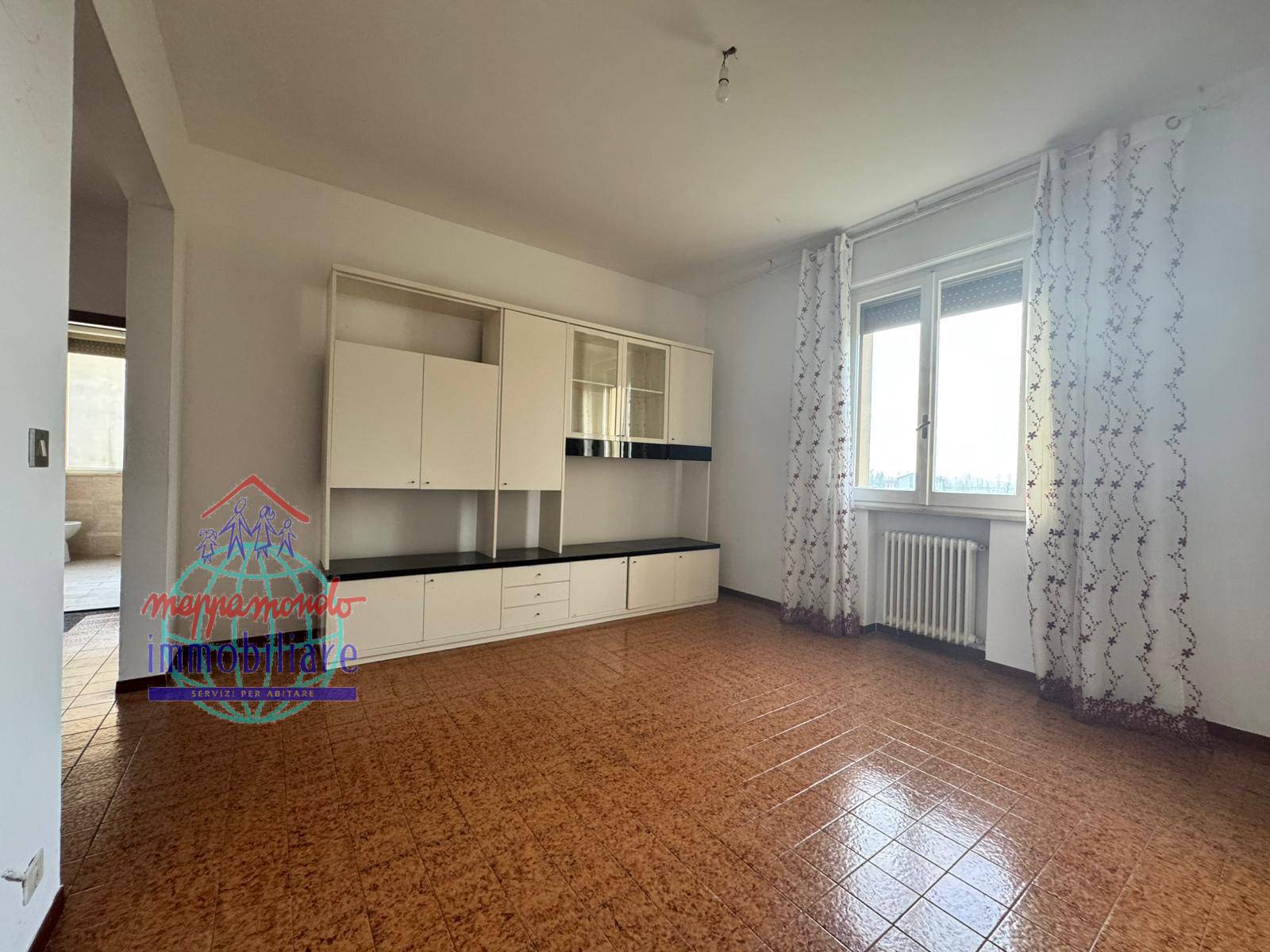 Appartamento in vendita a Cento, Corporeno