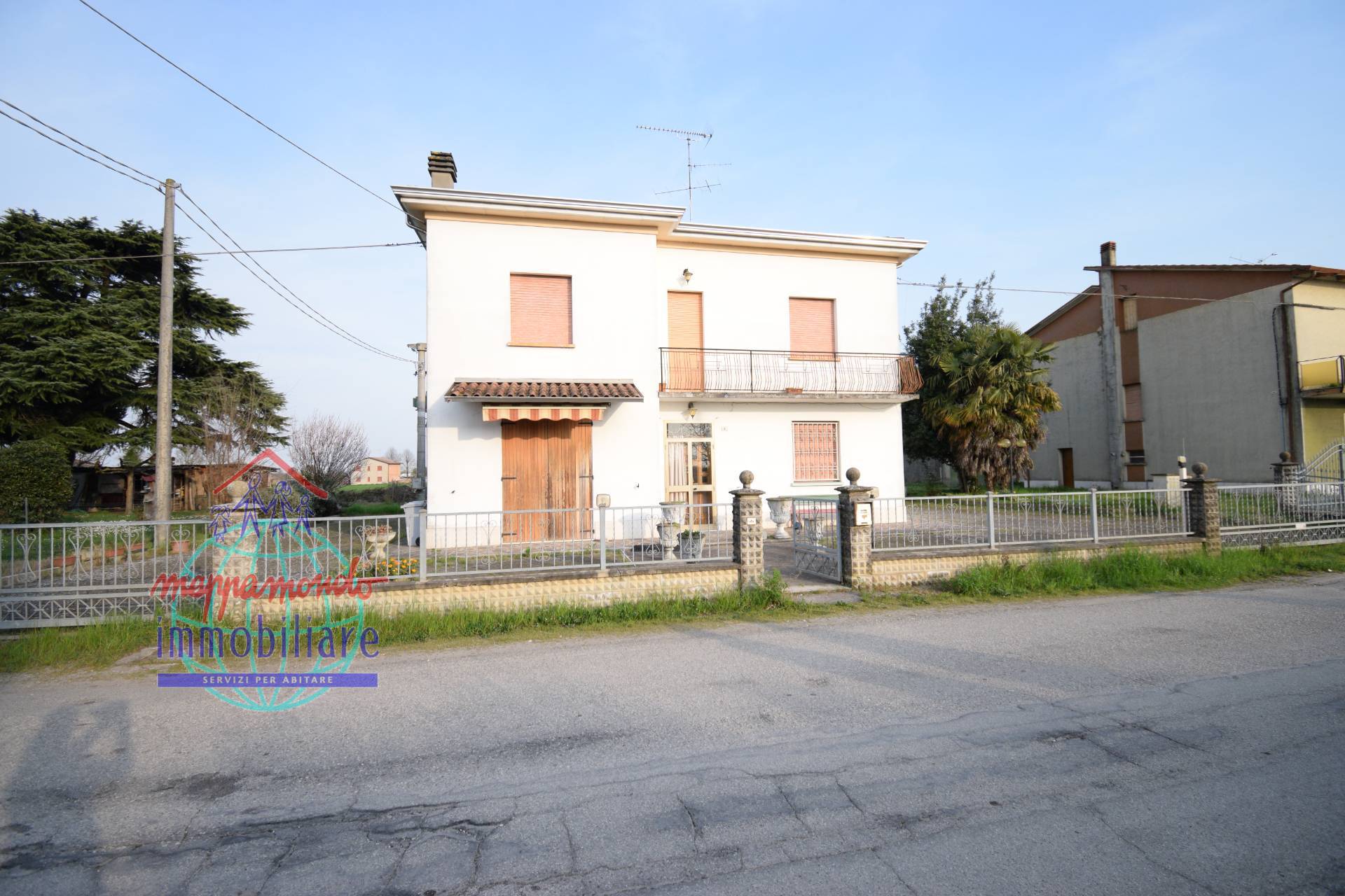 Casa singola in vendita a Cento, XII Morelli