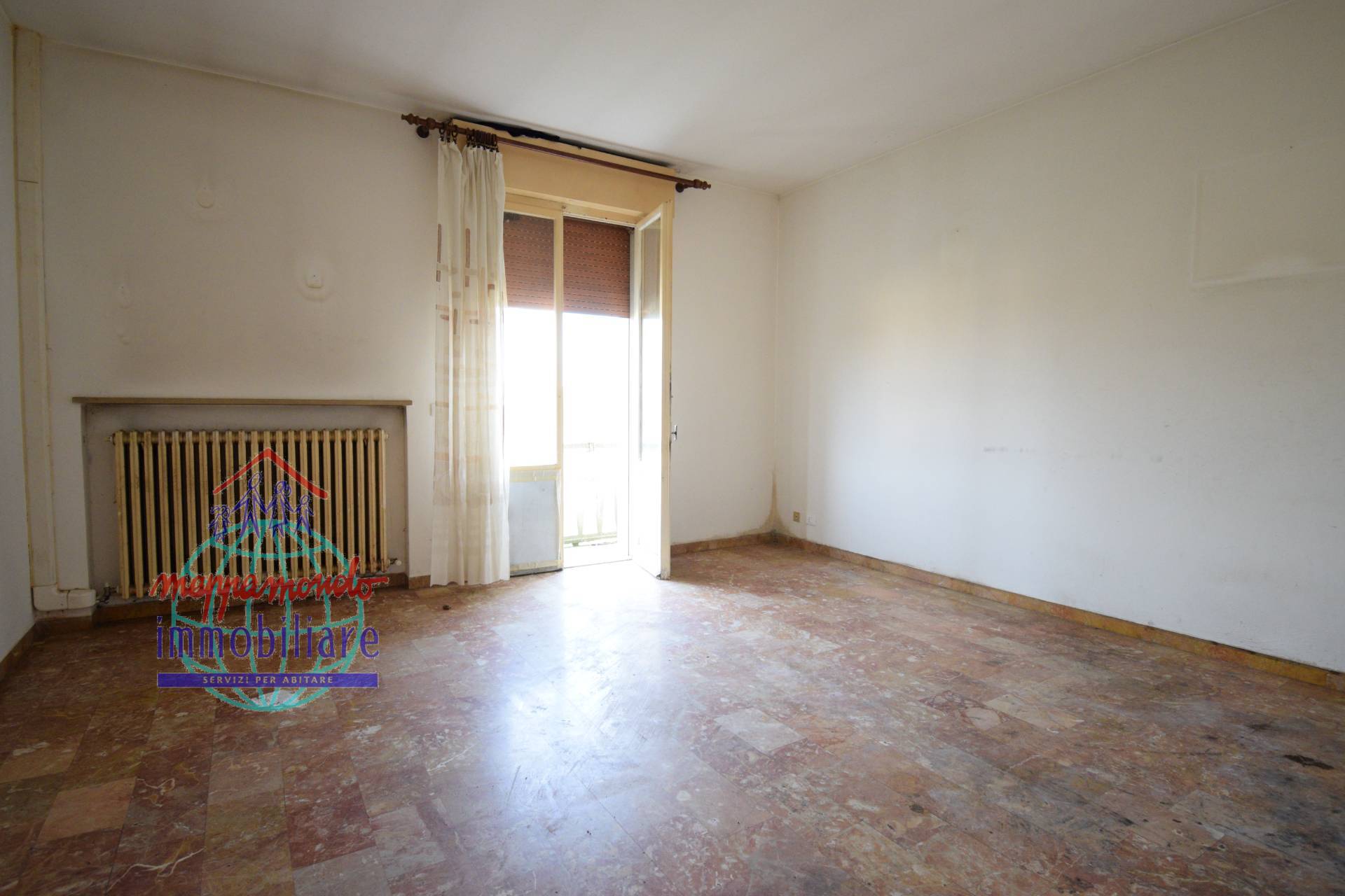 Appartamento in vendita a Cento, XII Morelli