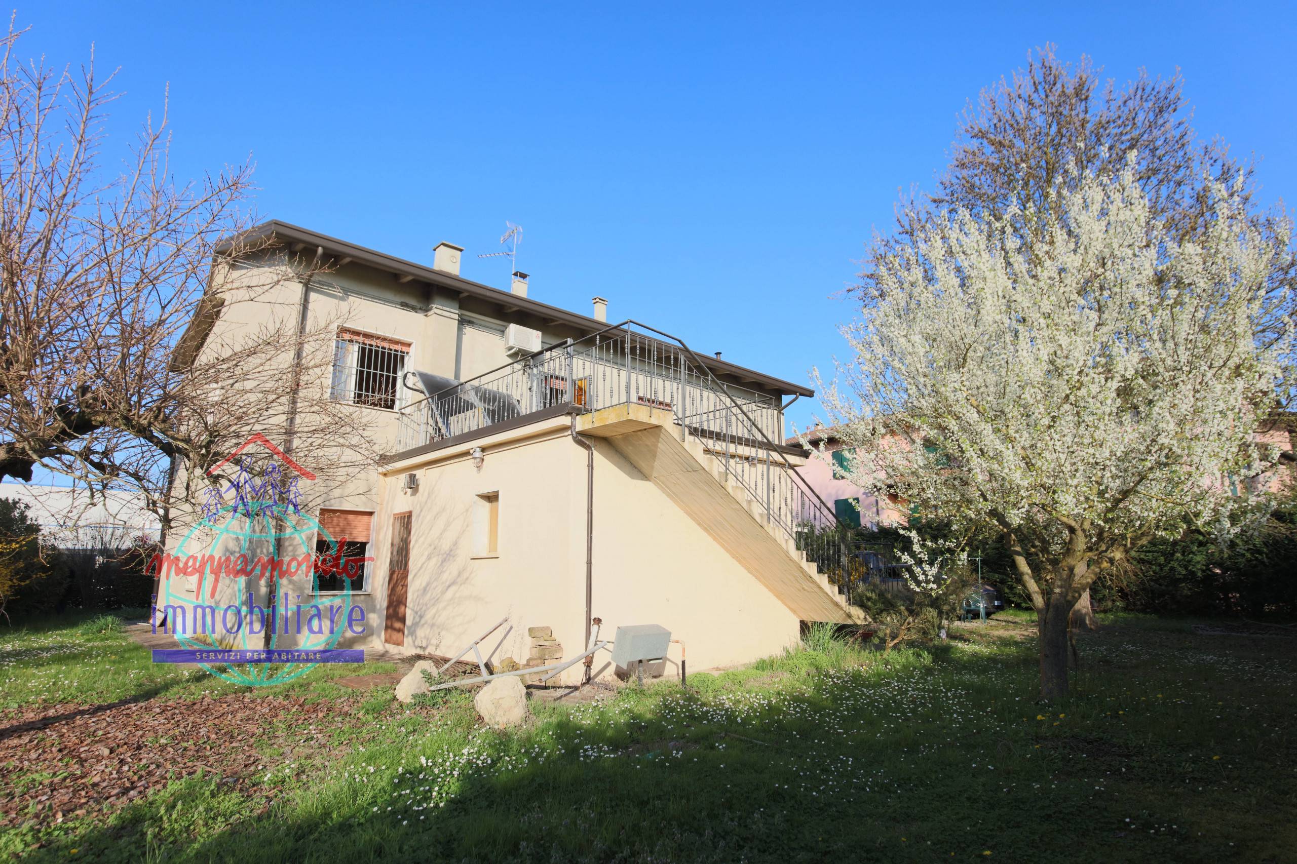Casa singola in vendita a Cento, Corporeno
