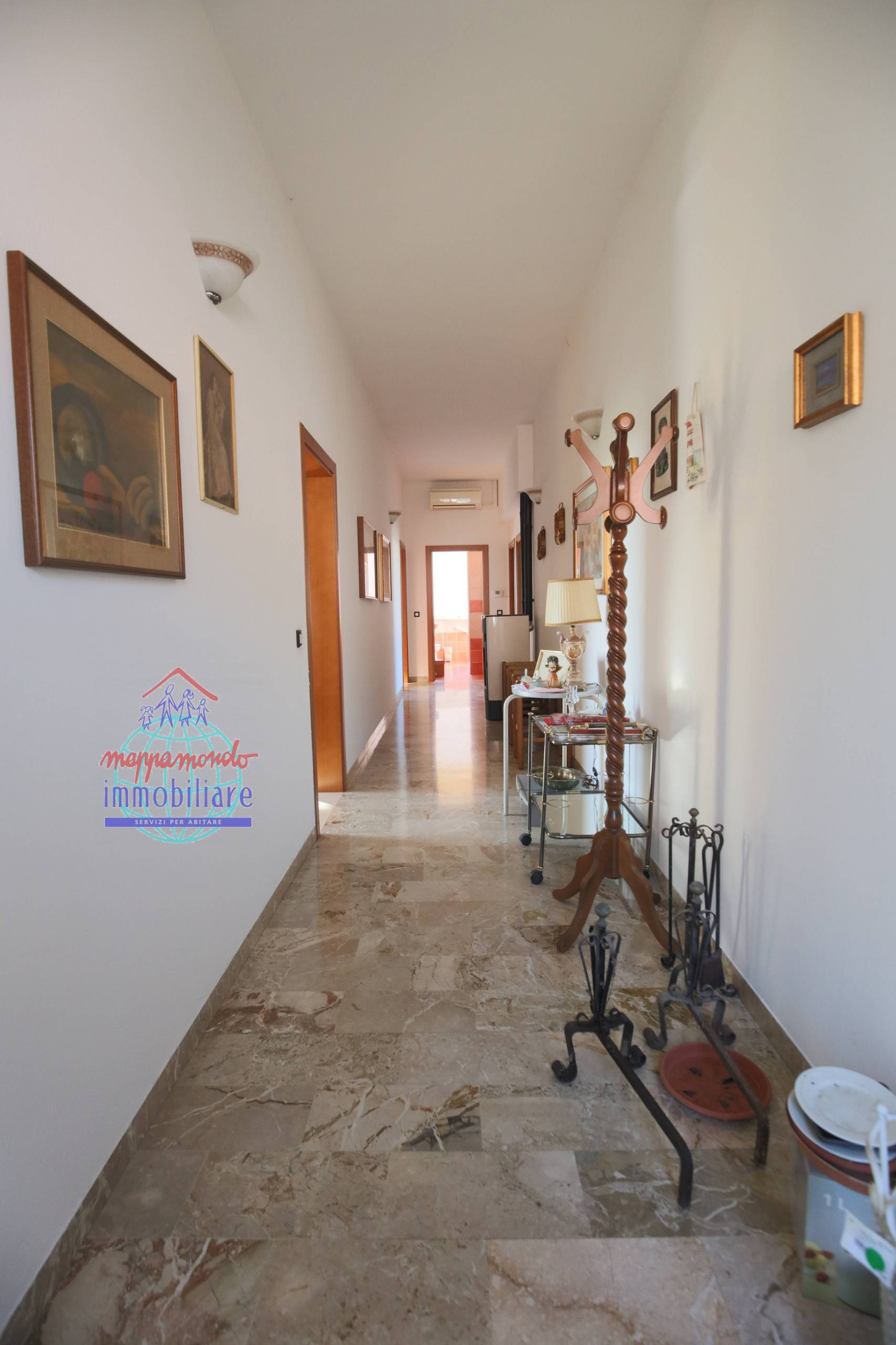 Casa singola in vendita a Cento, Corporeno