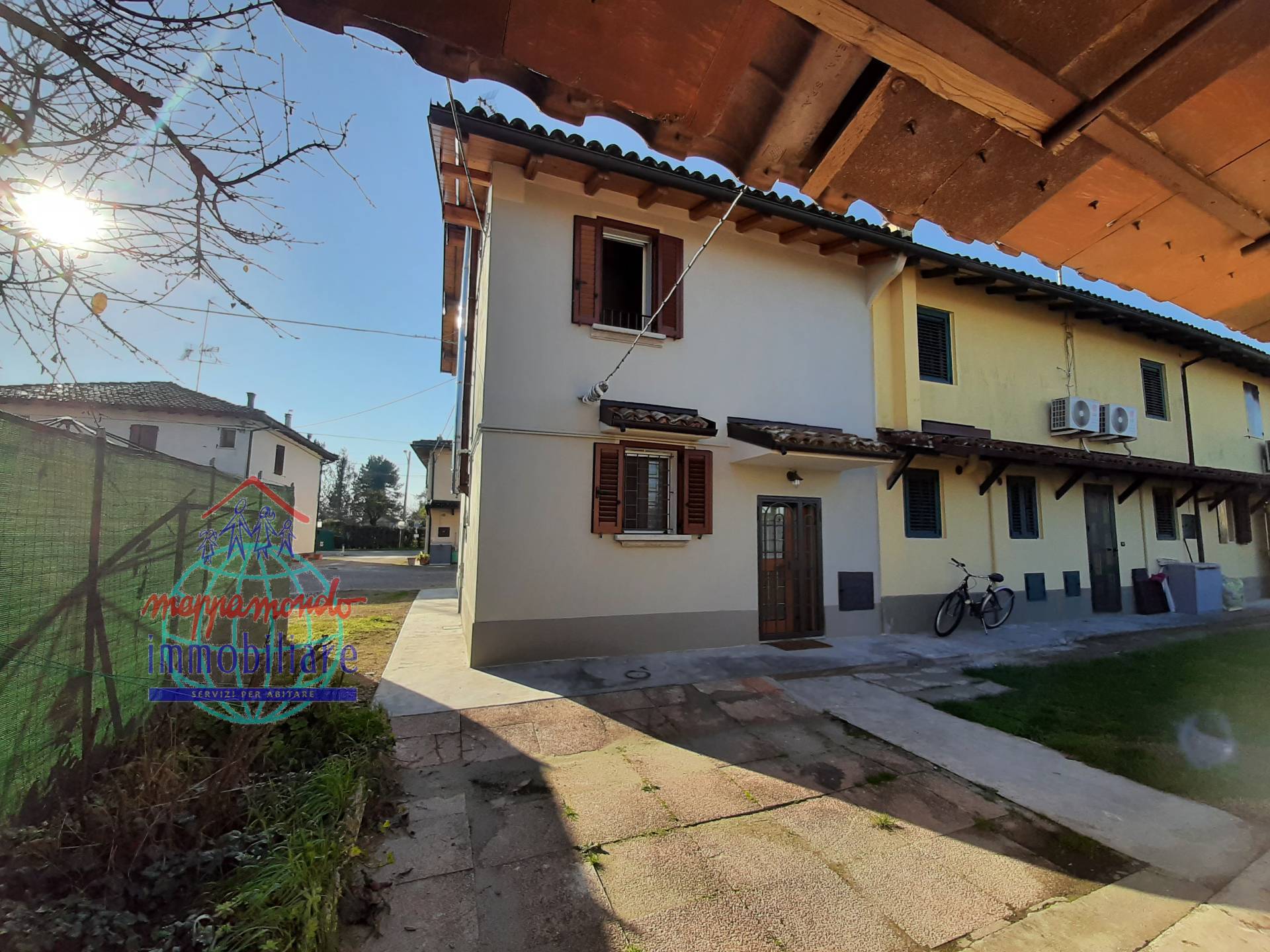 Villette a schiera in affitto a San Pietro in Casale