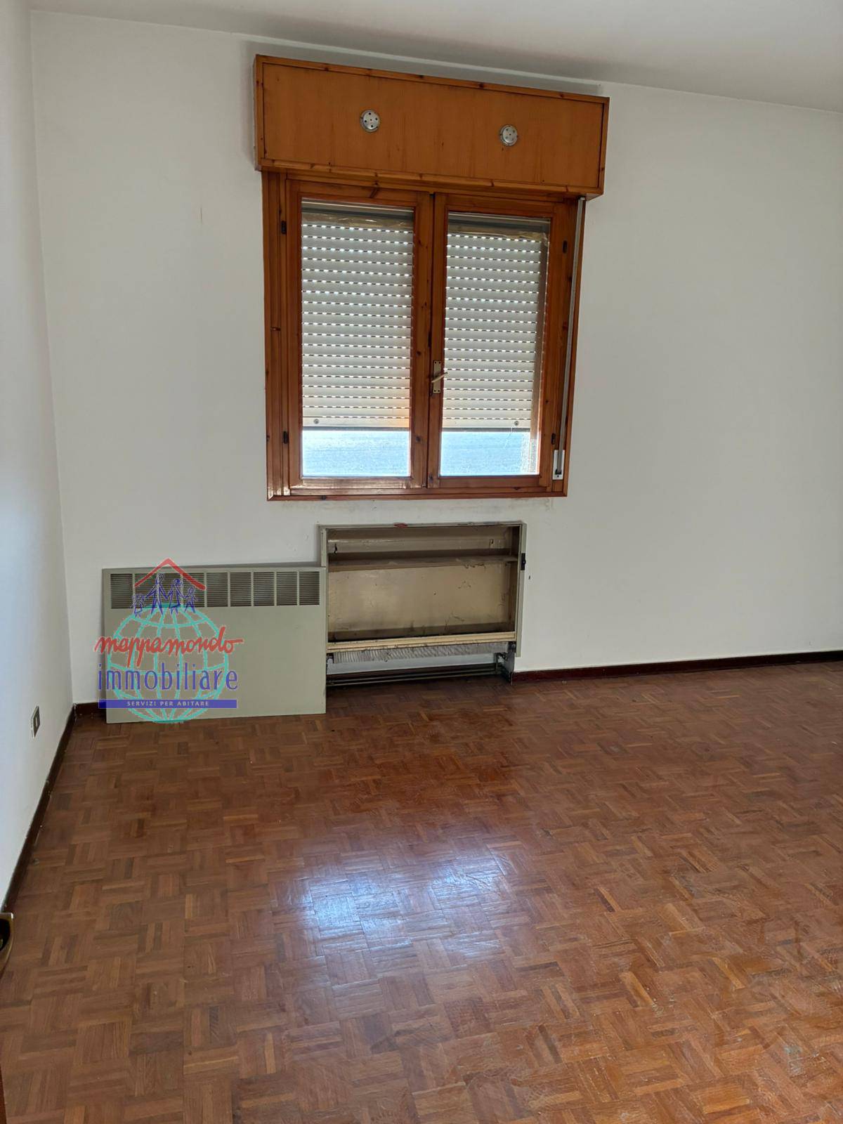 Appartamento in vendita a Cento, Buonacompra