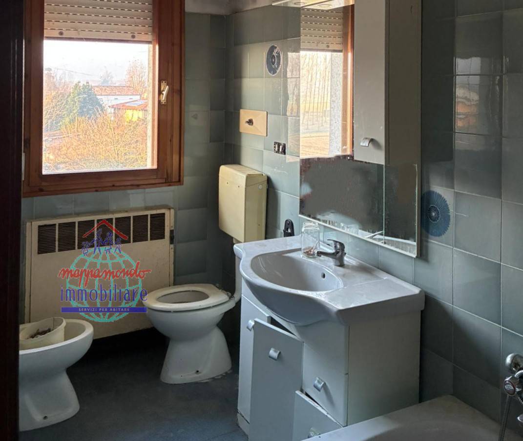 Appartamento in vendita a Cento, Buonacompra