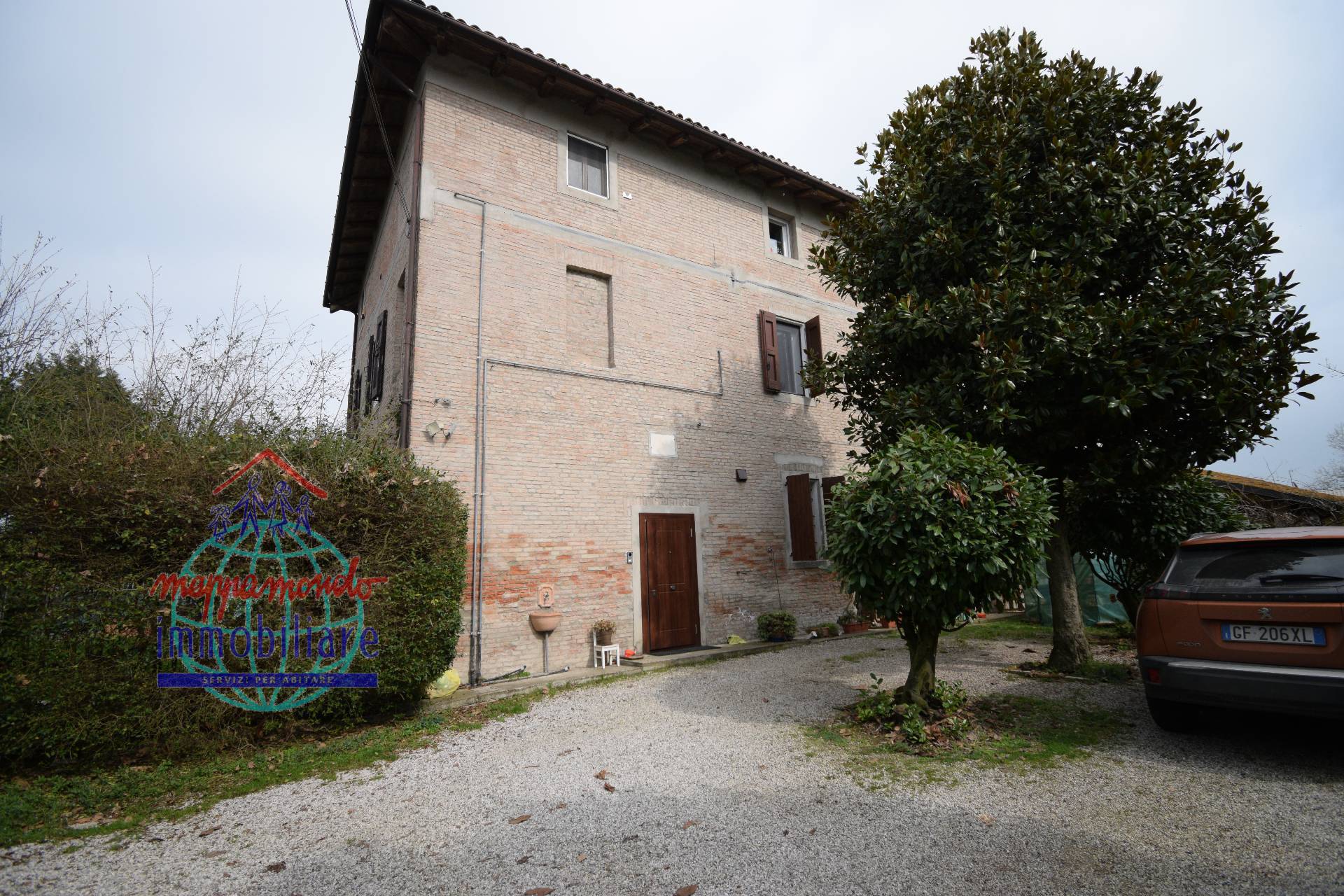 Bi-Tri-Quadrifamiliare in vendita a Bentivoglio