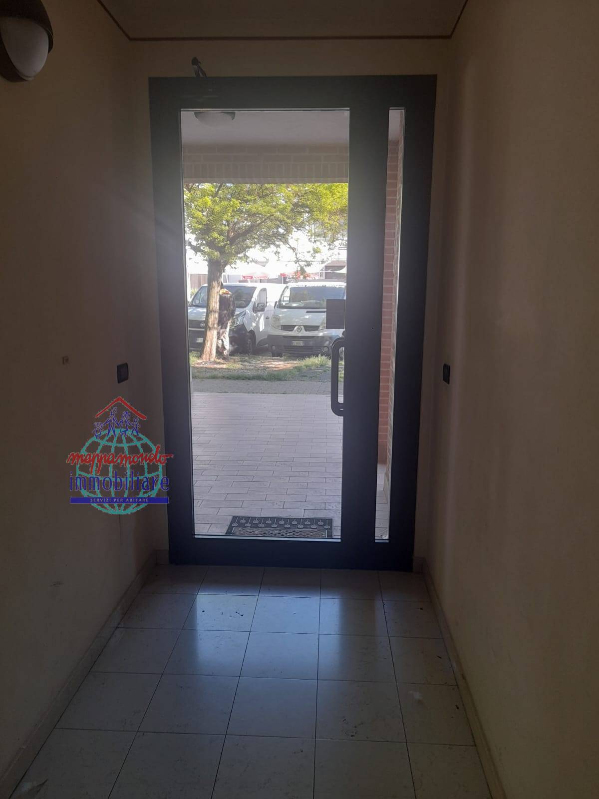 Appartamento in affitto a Cento, Cento