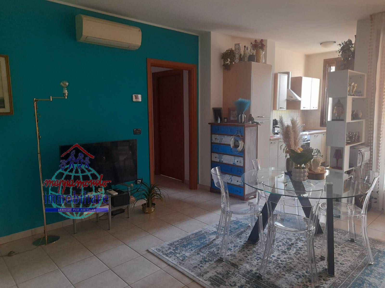 Appartamento in affitto a Cento, Cento