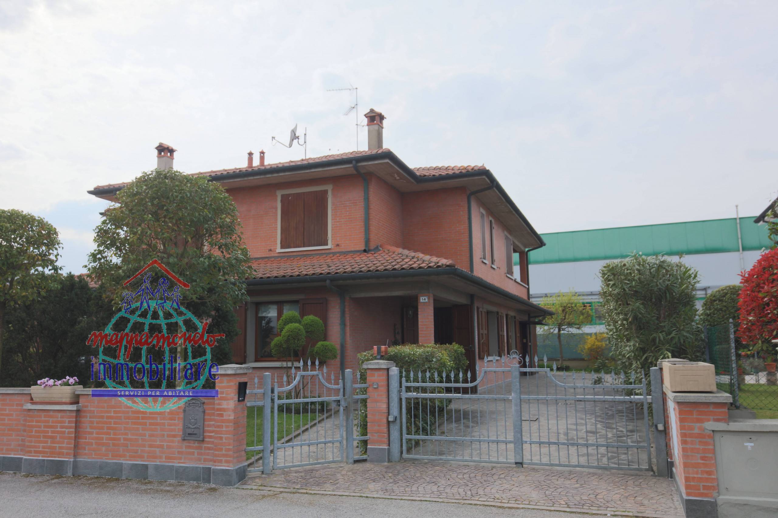 Bi-Tri-Quadrifamiliare in vendita a Malalbergo