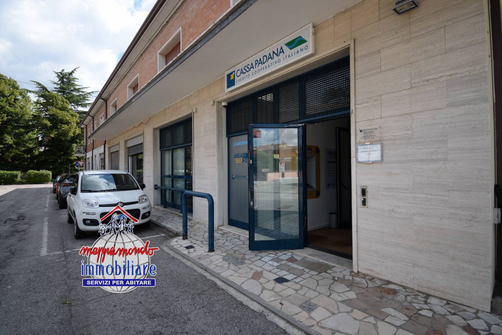 Locale commerciale in vendita a Voghiera