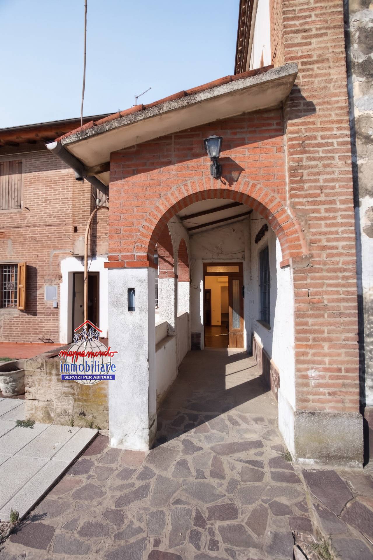 Bi-Tri-Quadrifamiliare in vendita a Crevalcore