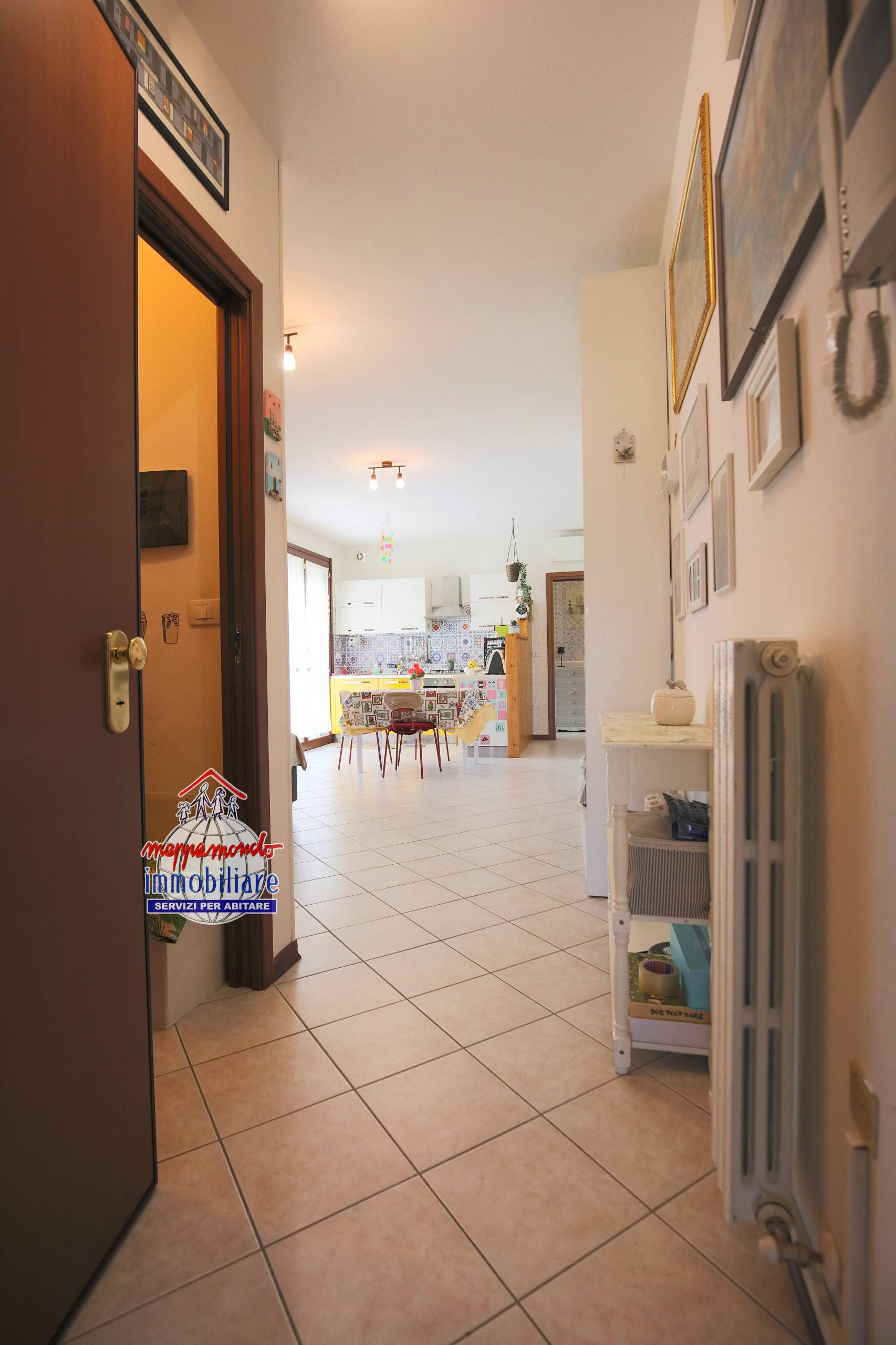 Appartamento in vendita a Cento, Cento
