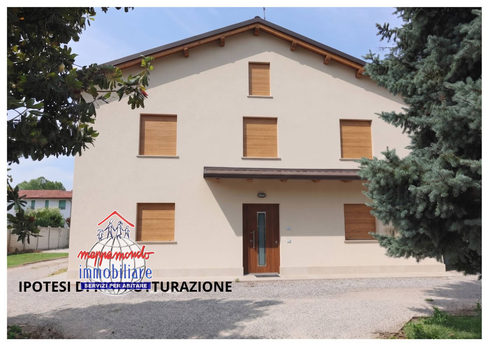 Bi-Tri-Quadrifamiliare in vendita a Cento, Cento
