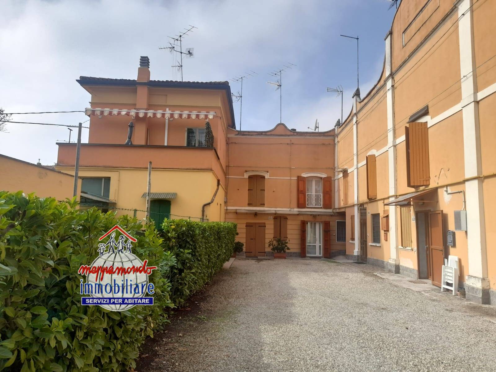 Villette a schiera in vendita a Calderara di Reno, Tavernelle Emilia