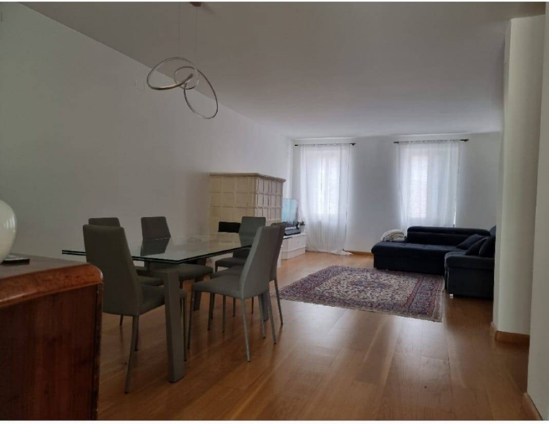 edificio in vendita a Pontebba