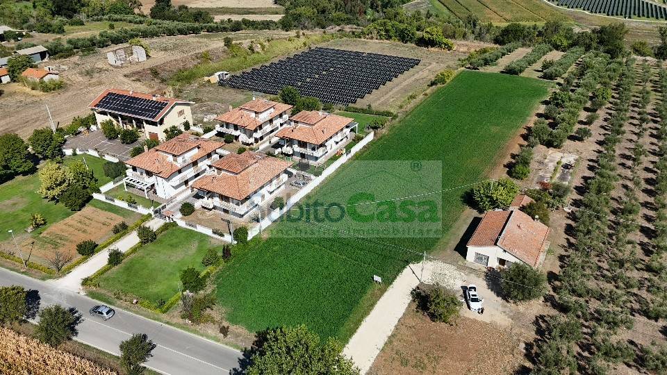 Terreno edificabile in vendita a Rosciano, Villa Oliveti