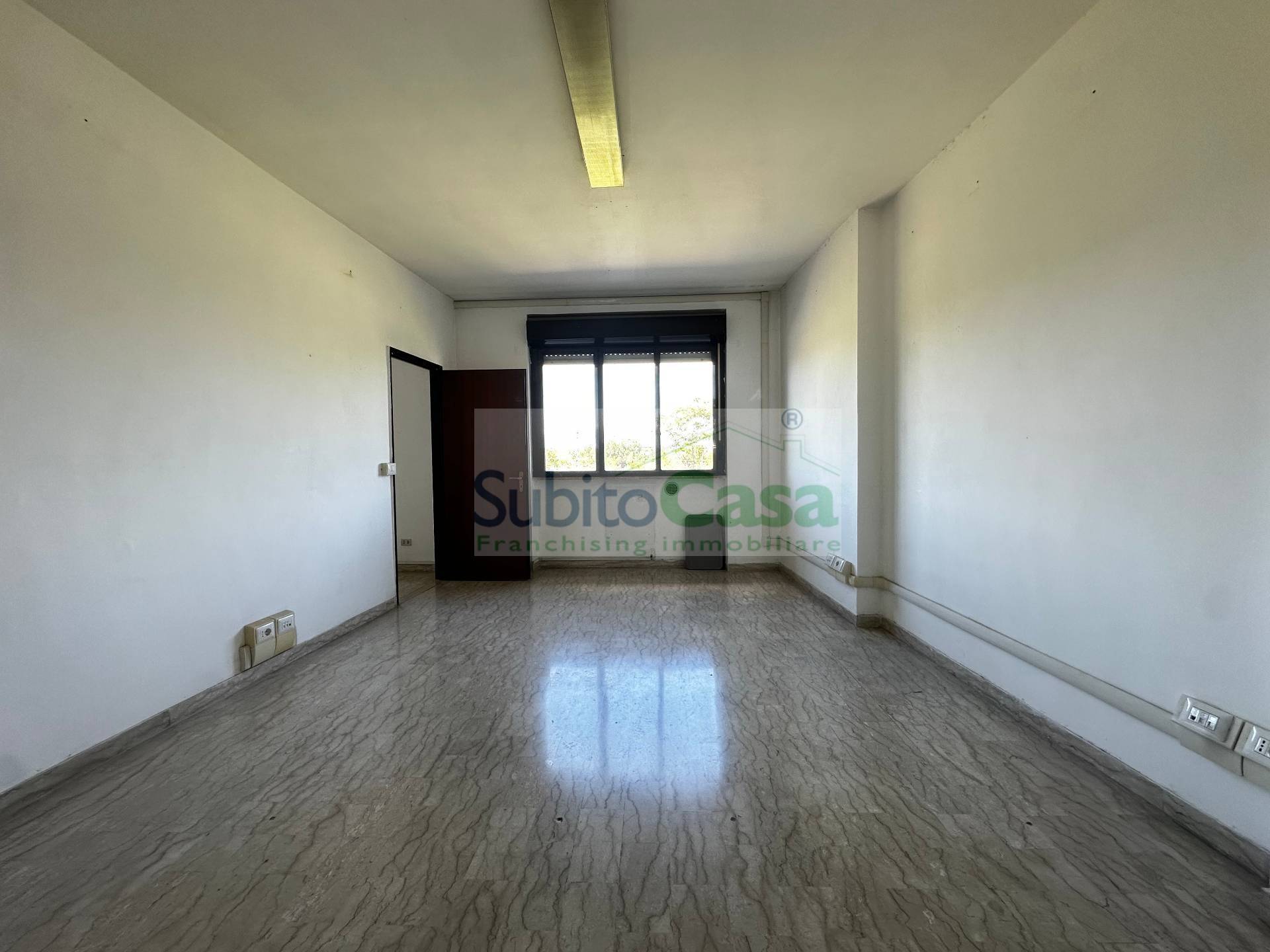 Studio/Ufficio in affitto a Chieti, Chieti Scalo Zona Centro