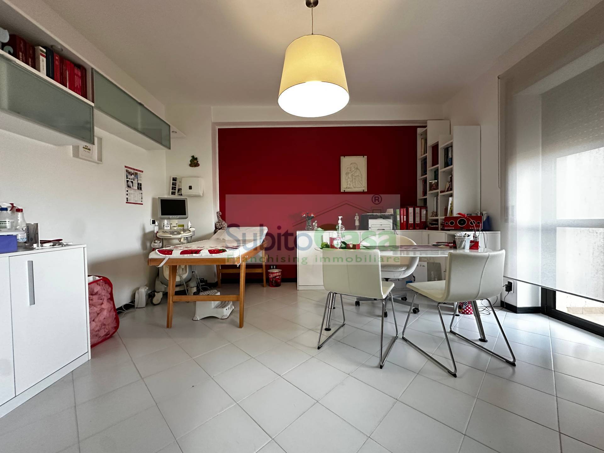 Ufficio in affitto a Chieti, Chieti Scalo Zona Centro