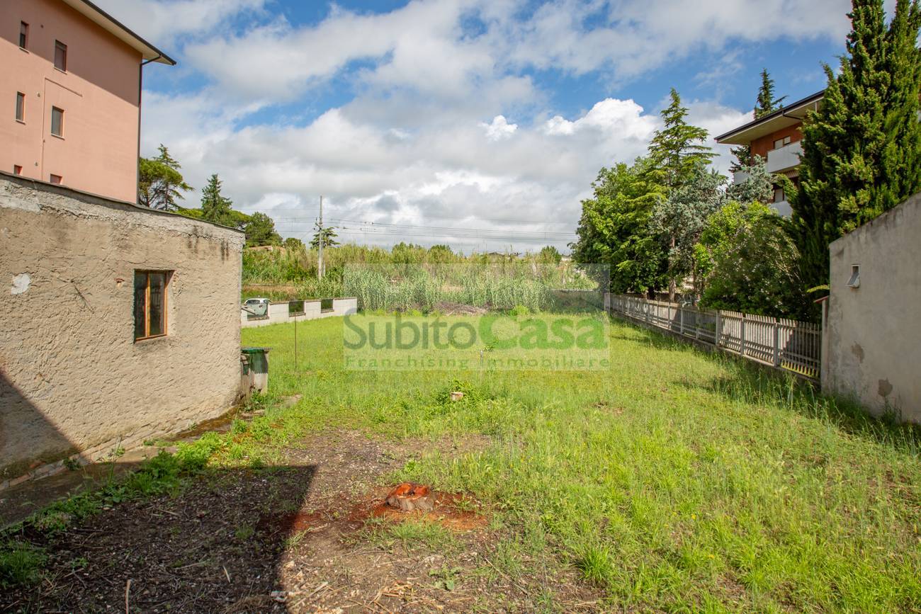 Terreno edificabile in vendita a San Giovanni Teatino, Sambuceto Centro