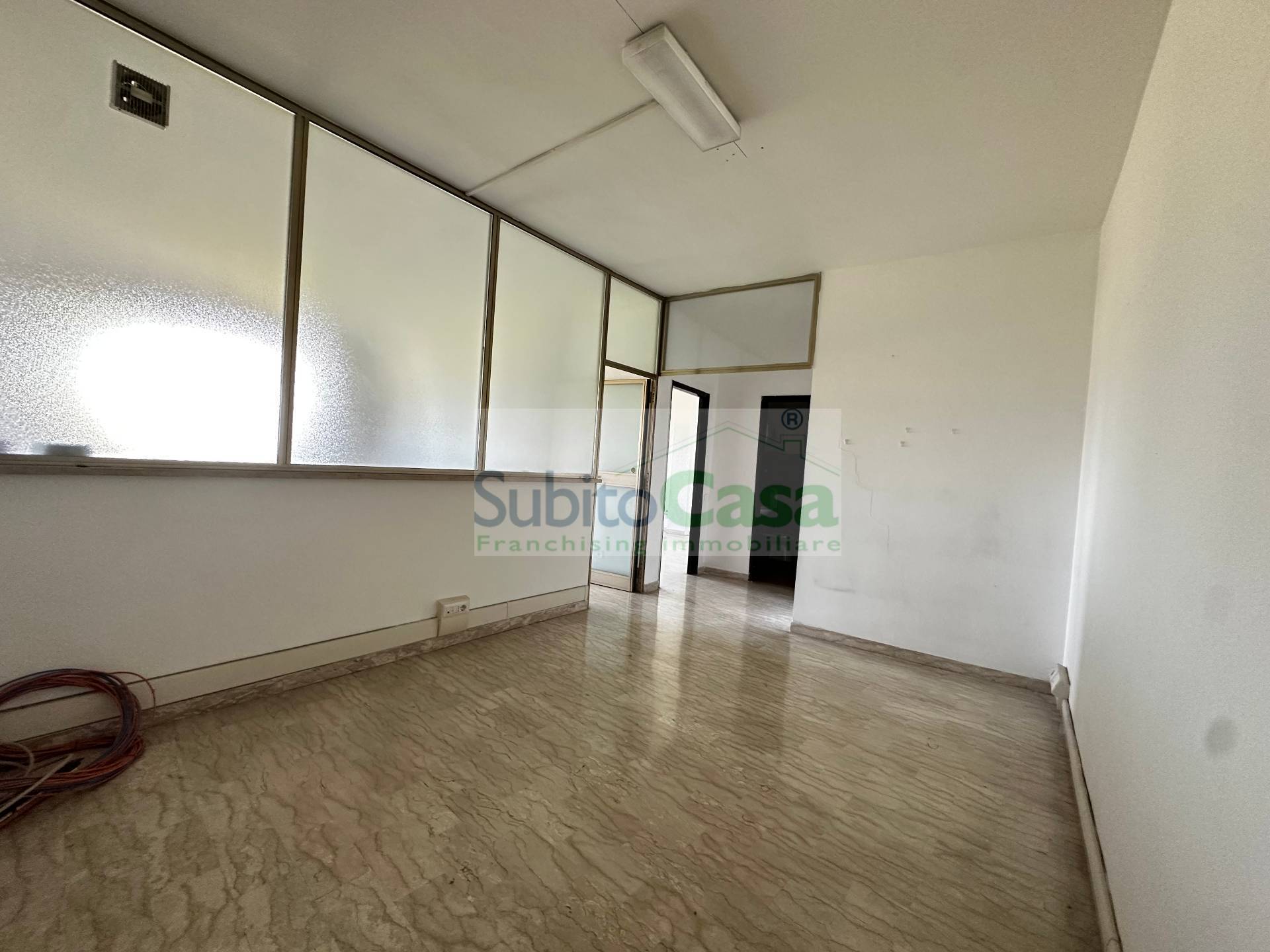 Studio/Ufficio in affitto a Chieti, Chieti Scalo Zona Centro