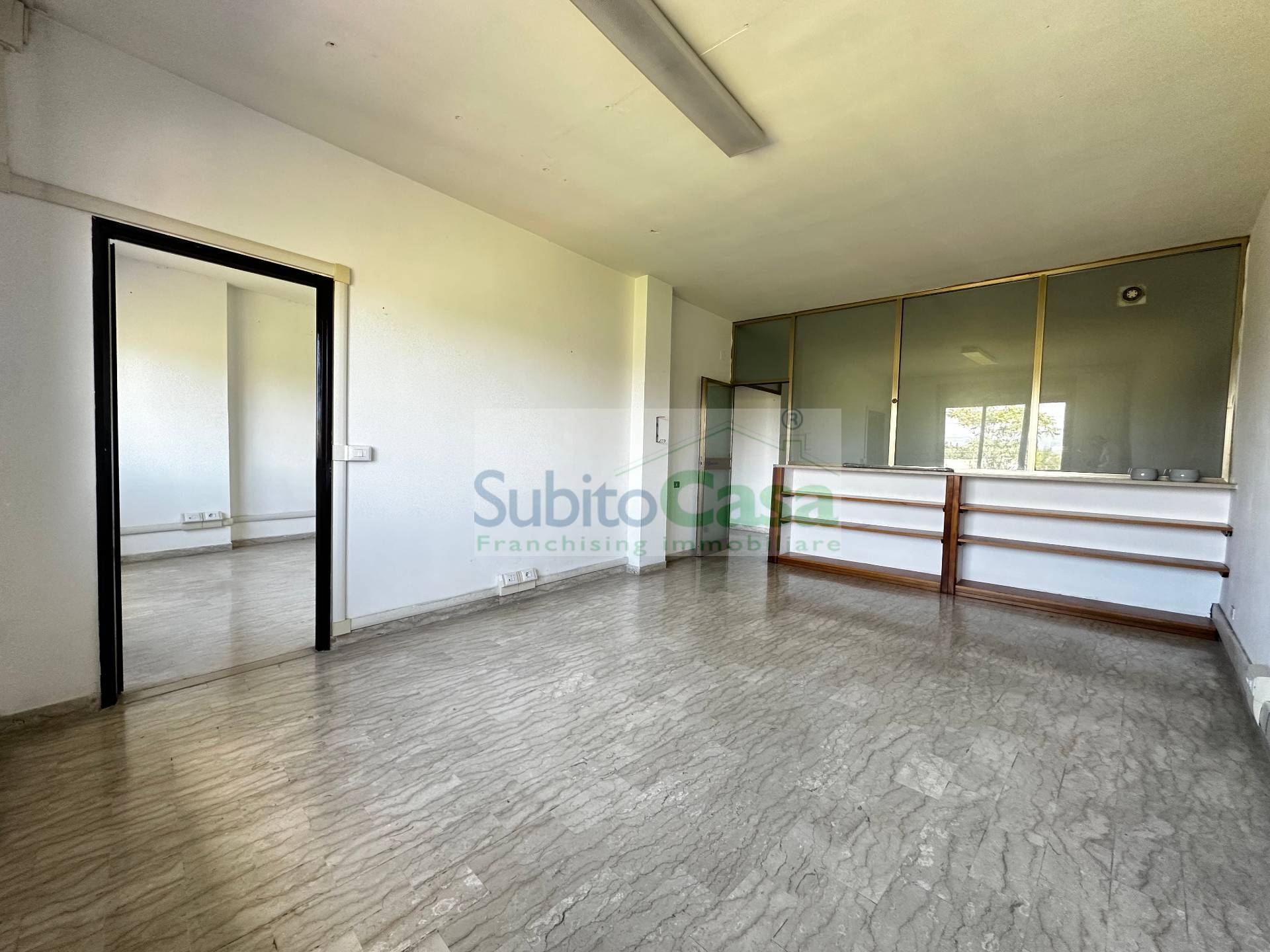 Studio/Ufficio in affitto a Chieti, Chieti Scalo Zona Centro