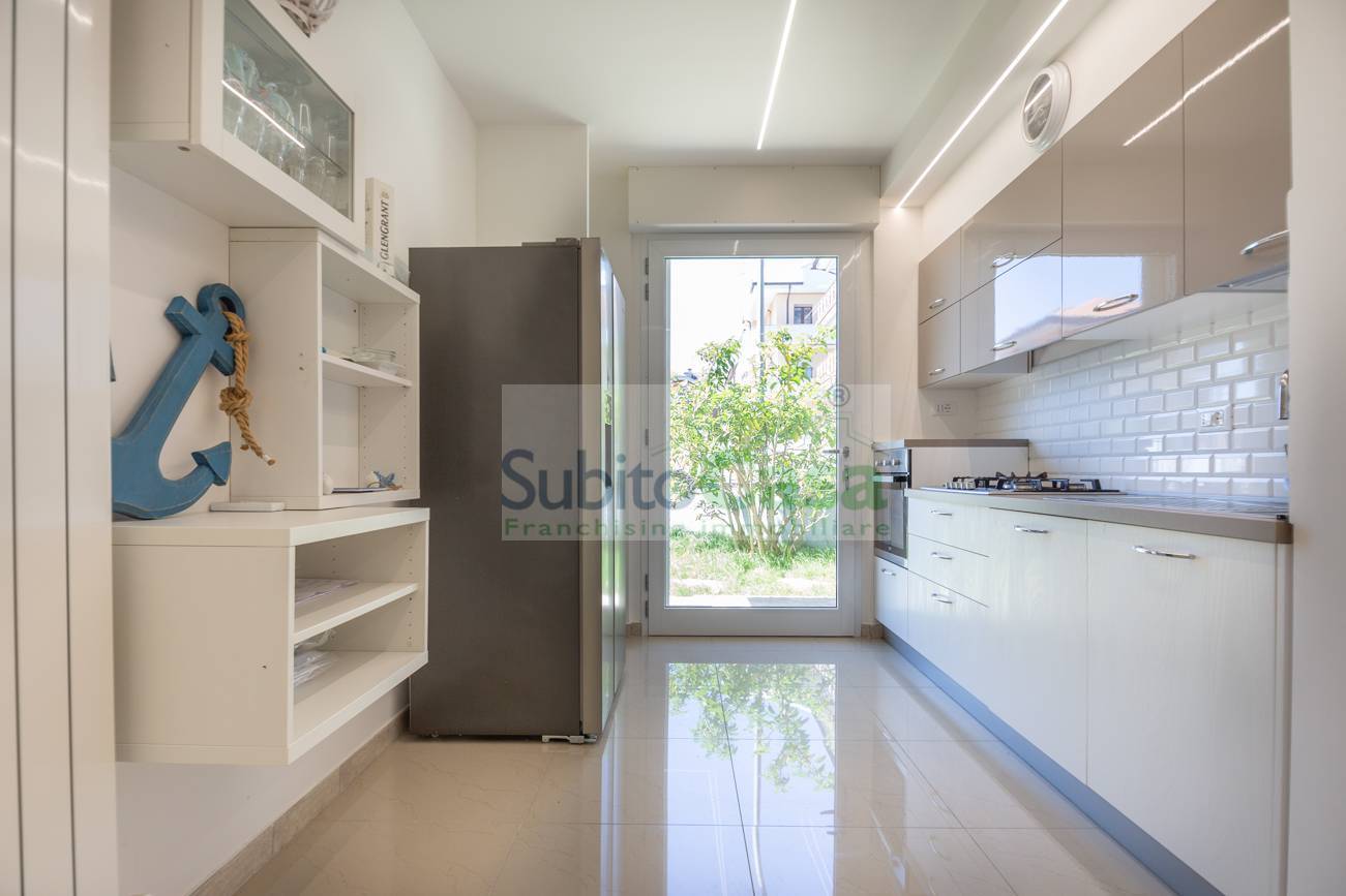 Appartamento in vendita a Francavilla al Mare, Francavilla al Mare Zona Mare