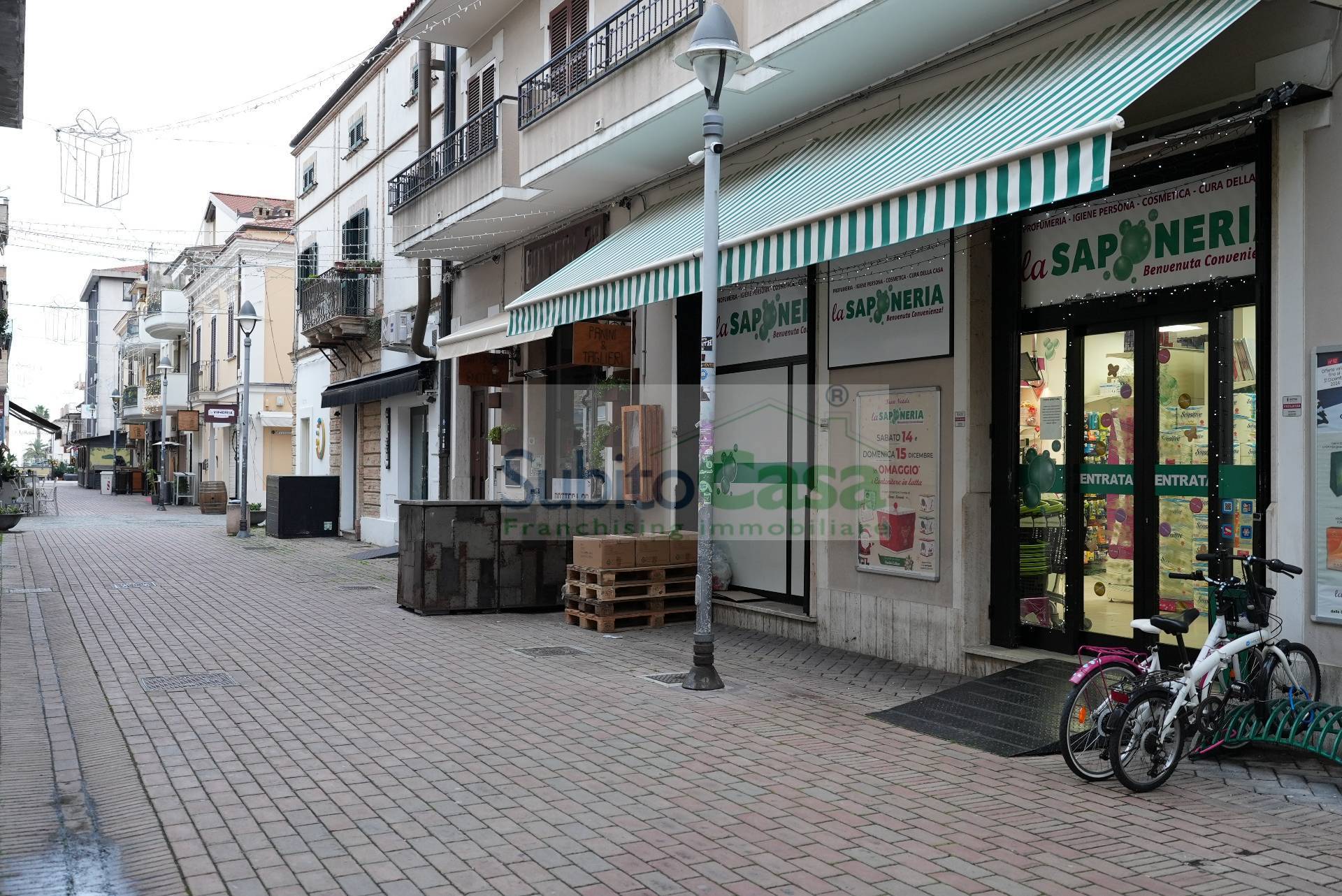 Attivit commerciale in vendita a Roseto degli Abruzzi