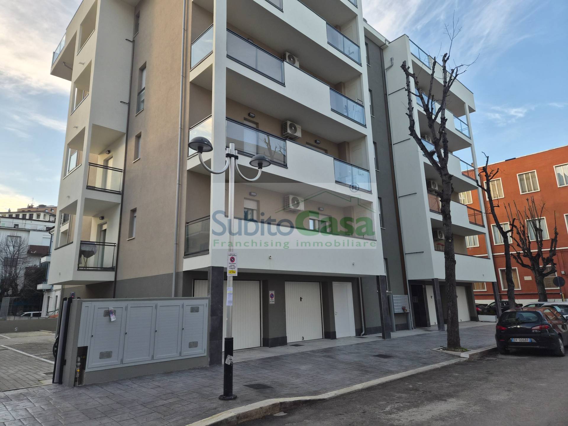 Posto auto scoperto in affitto a Chieti, Chieti Scalo Centro