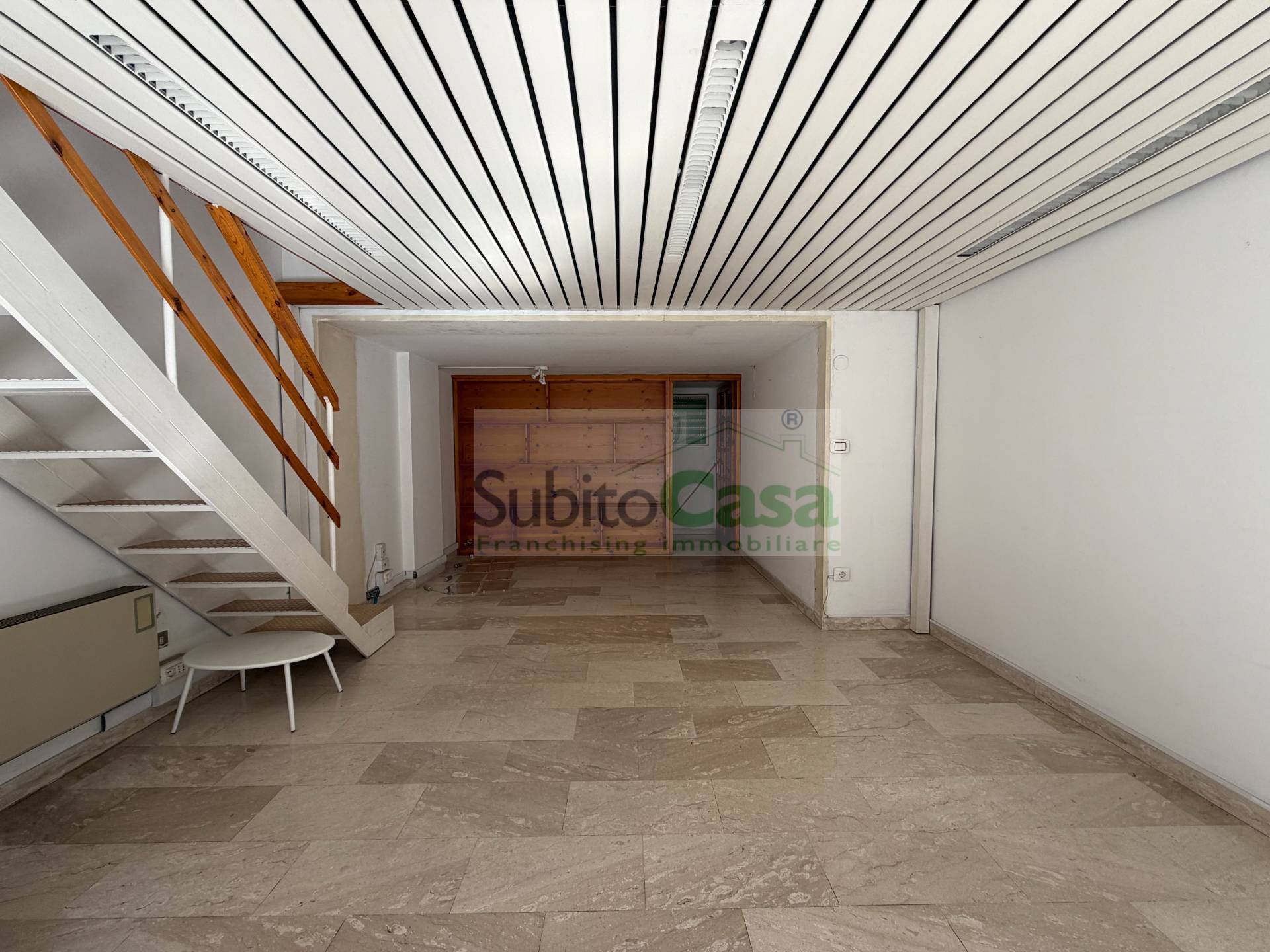 Locale commerciale in affitto a Chieti, Chieti Scalo Centro