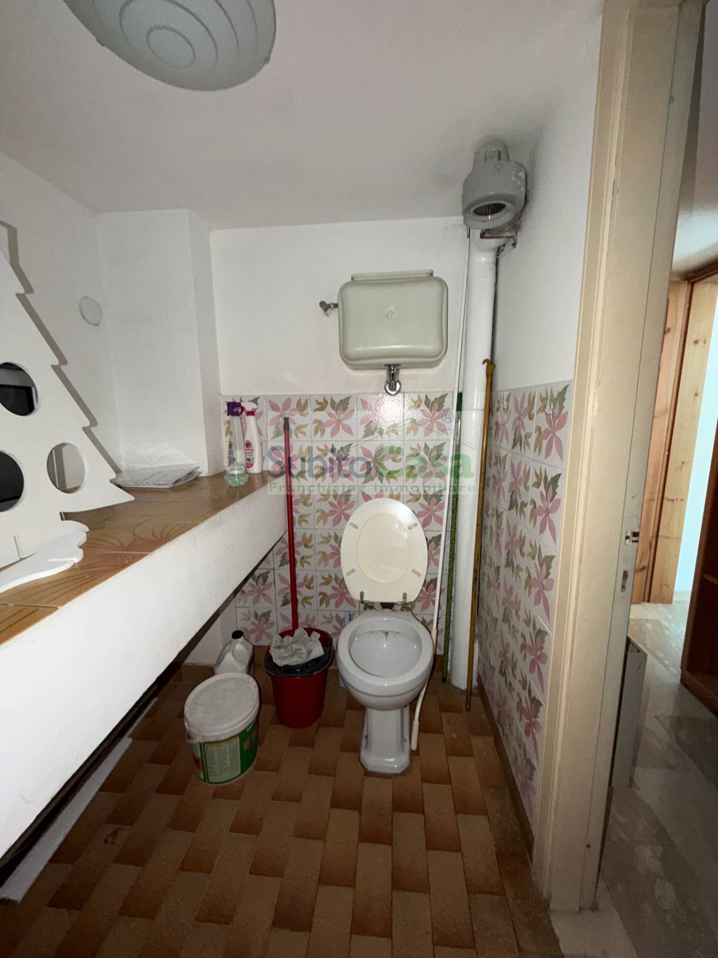 Locale commerciale in affitto a Chieti, Chieti Scalo Centro