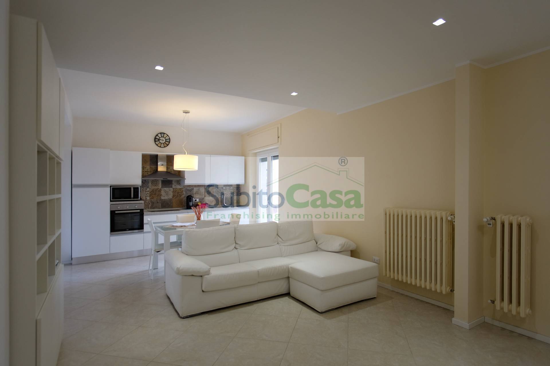 Appartamento in vendita a Chieti, Chieti Centro