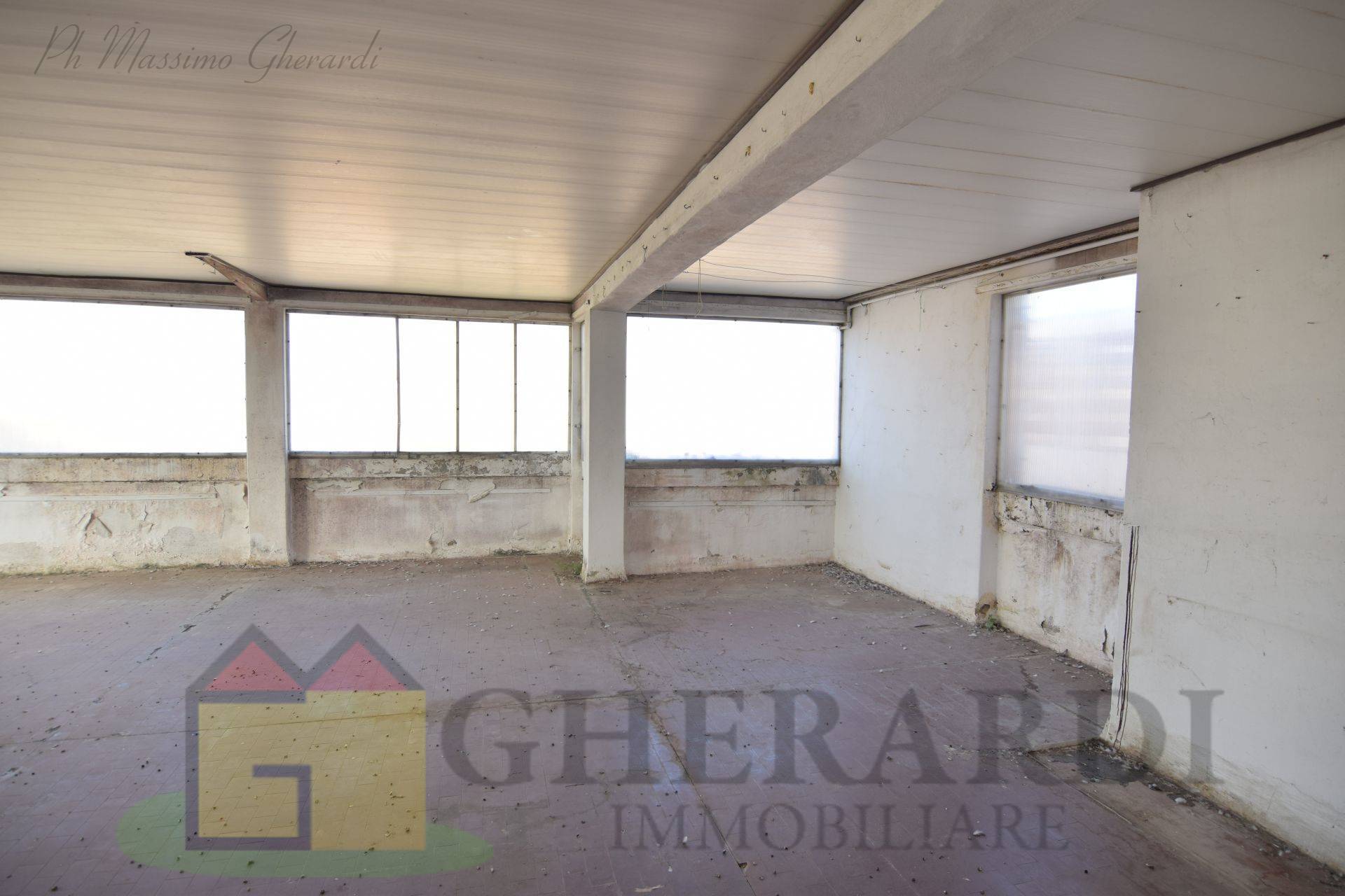 Appartamento in vendita a Ferrara, Entro Mura