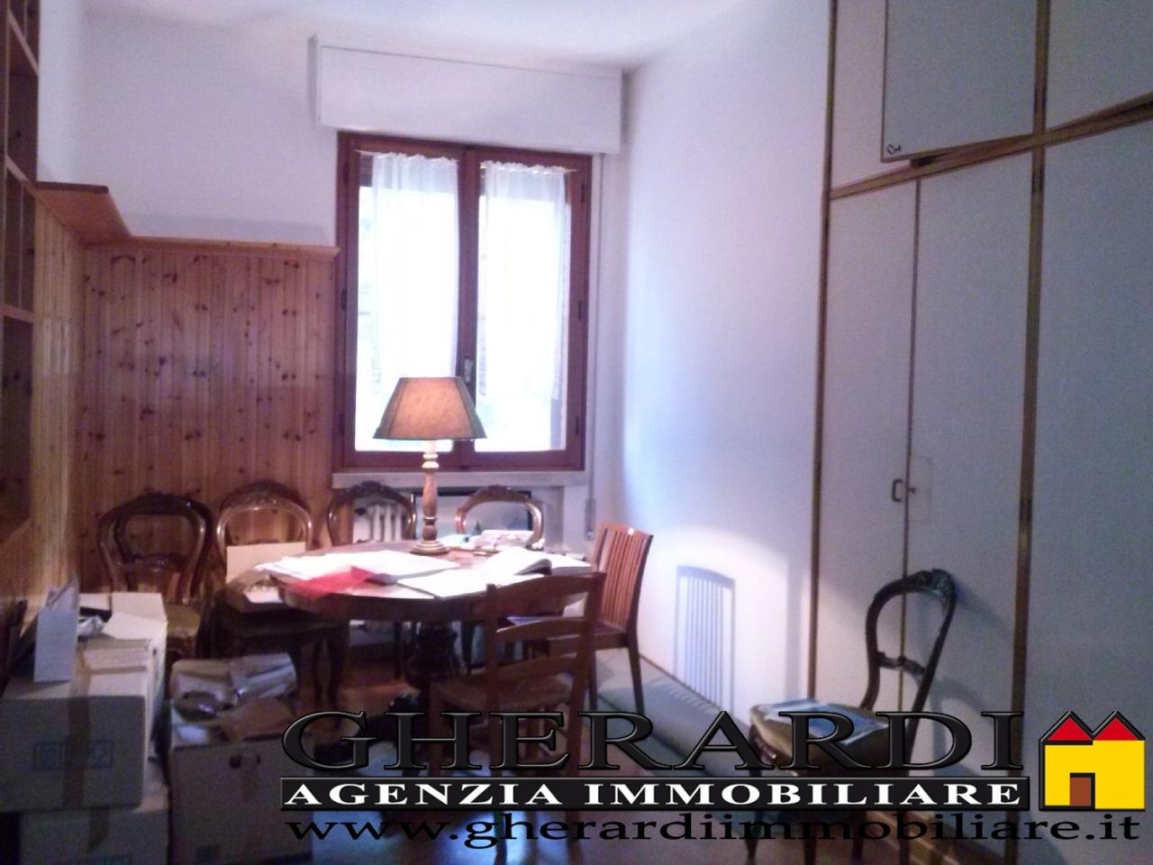 Camera in appartamento in affitto a Ferrara, Entro Mura