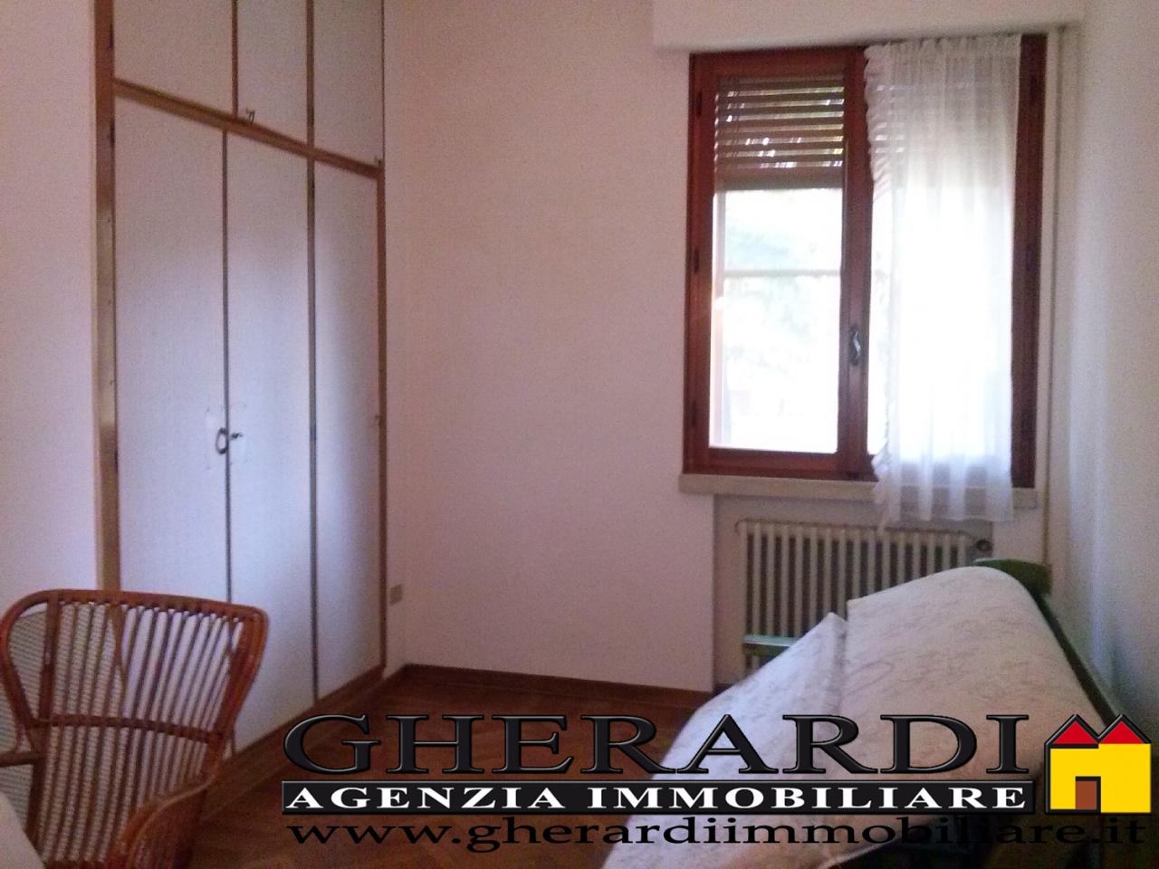 Camera in appartamento in affitto a Ferrara, Entro Mura