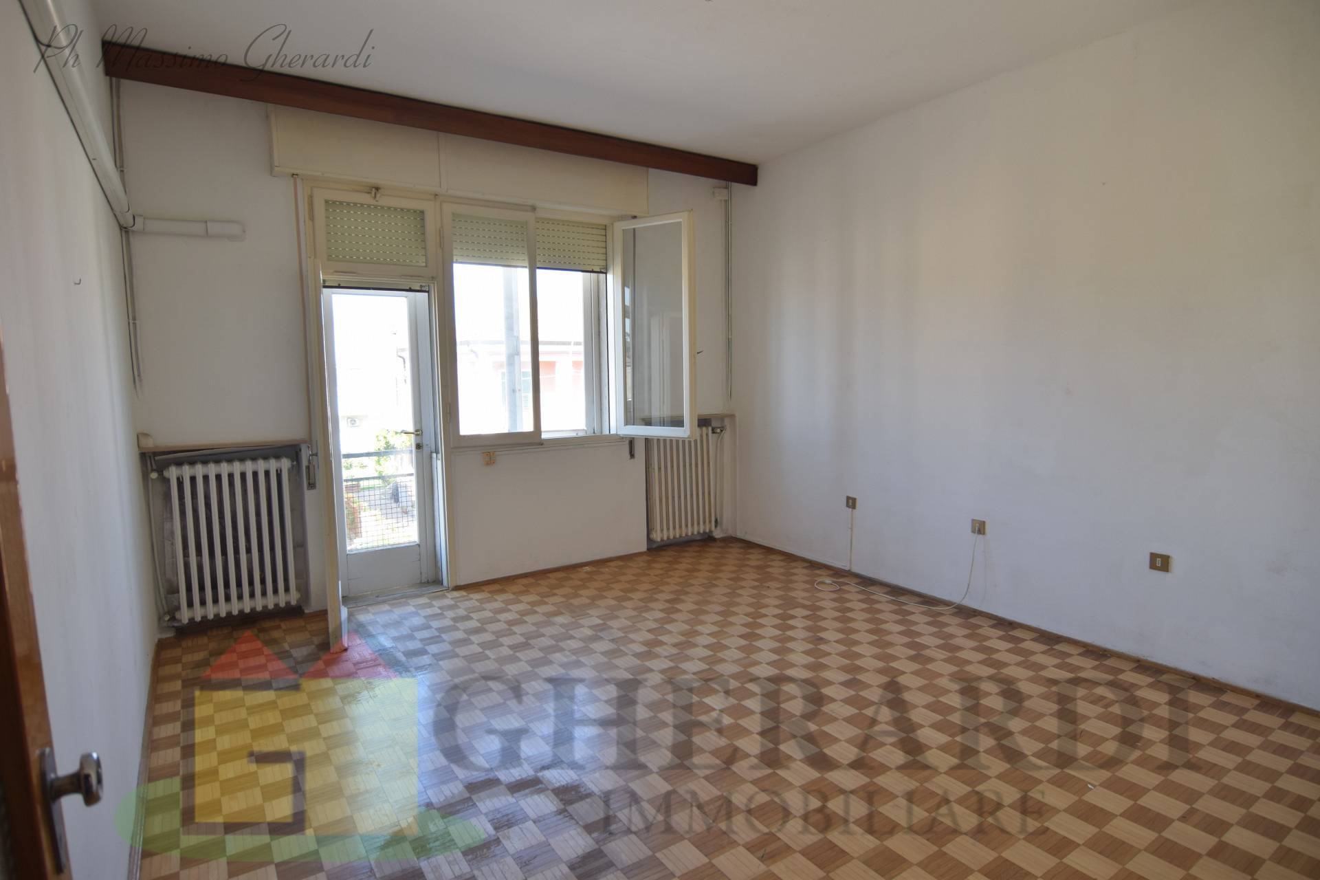 Appartamento in vendita a Bondeno, Zona Centrale