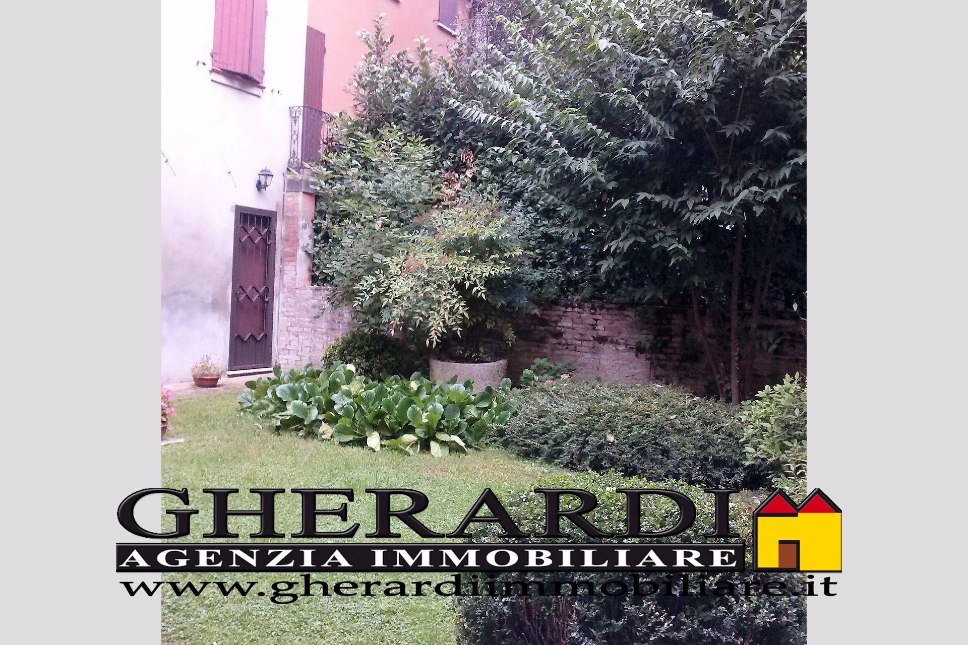 Appartamento in affitto a Ferrara, Entro Mura