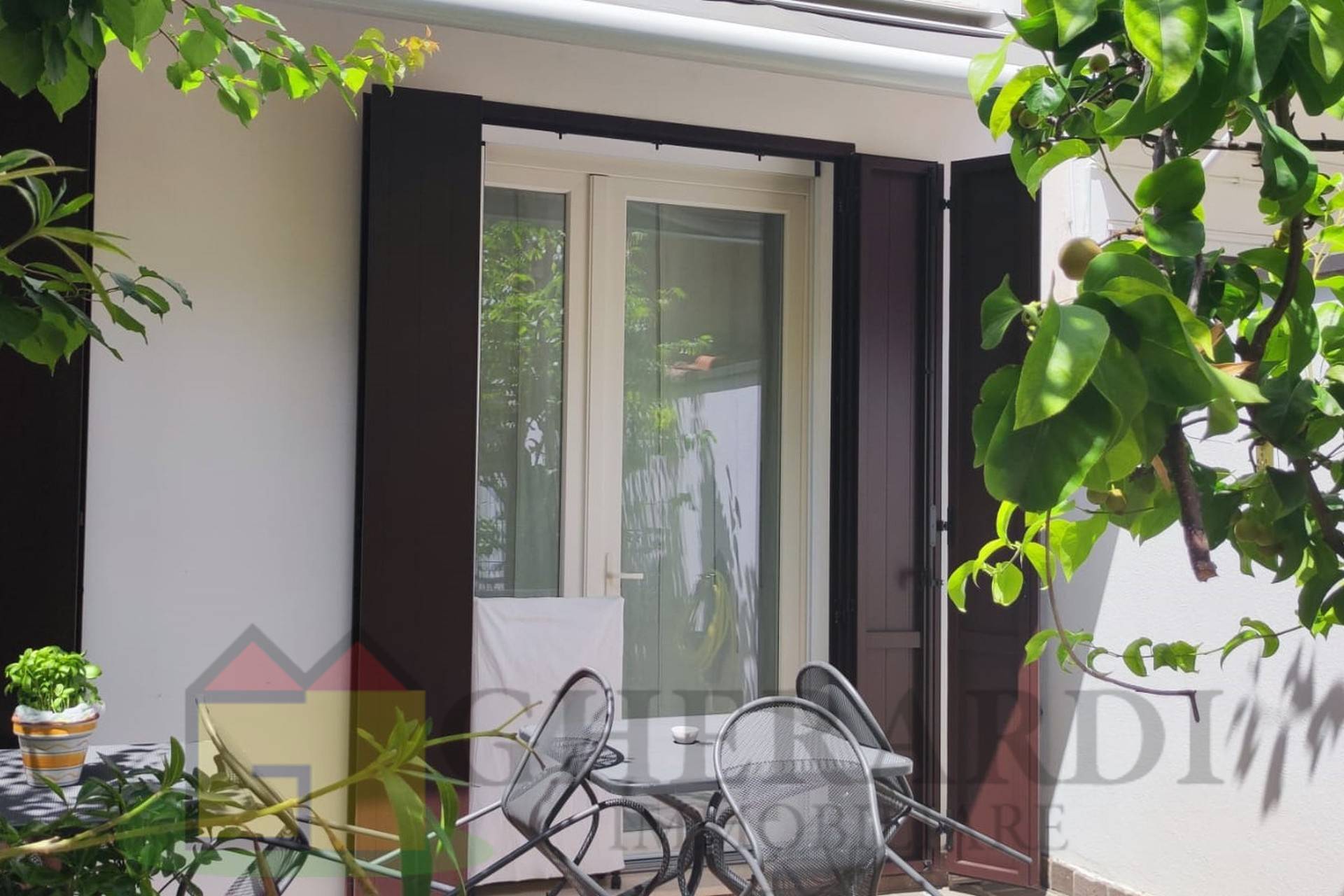 Villa / Casa a schiera in vendita a Ferrara, Entro Mura