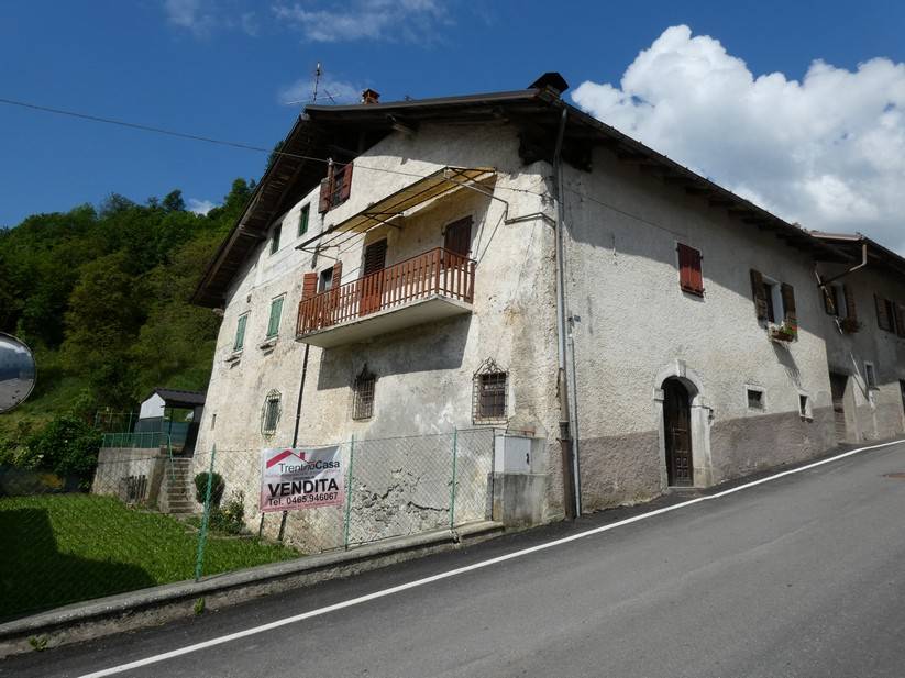 Casa indipendente da ristrutturare a Sella Giudicarie