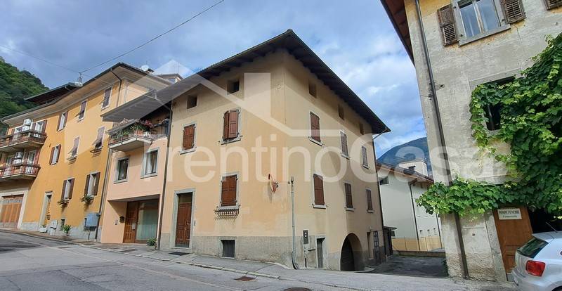 Casa indipendente in vendita a Tione di Trento