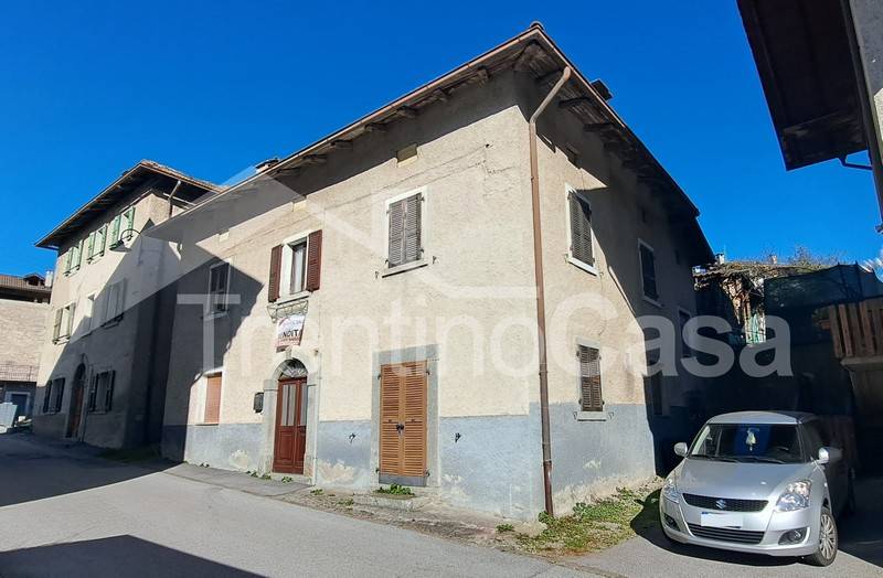 Casa indipendente da ristrutturare a Sella Giudicarie