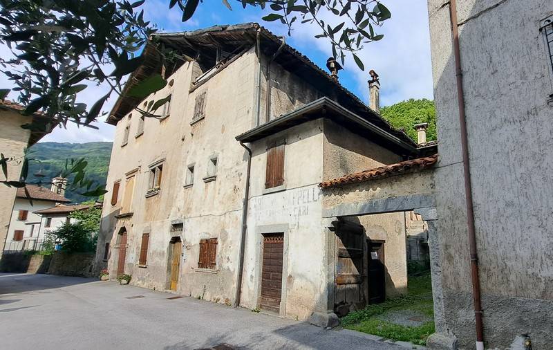 Porzione di casa in vendita a Pieve di Bono-Prezzo