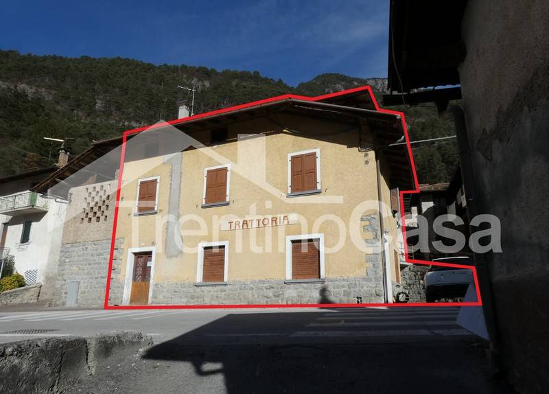 Casa Indipendente in vendita a Tre Ville