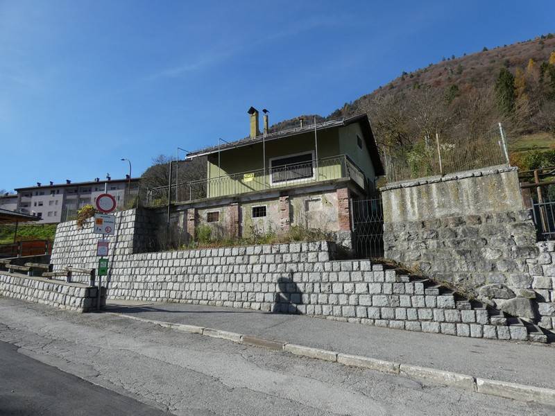 Casa Indipendente in vendita a Tione di Trento
