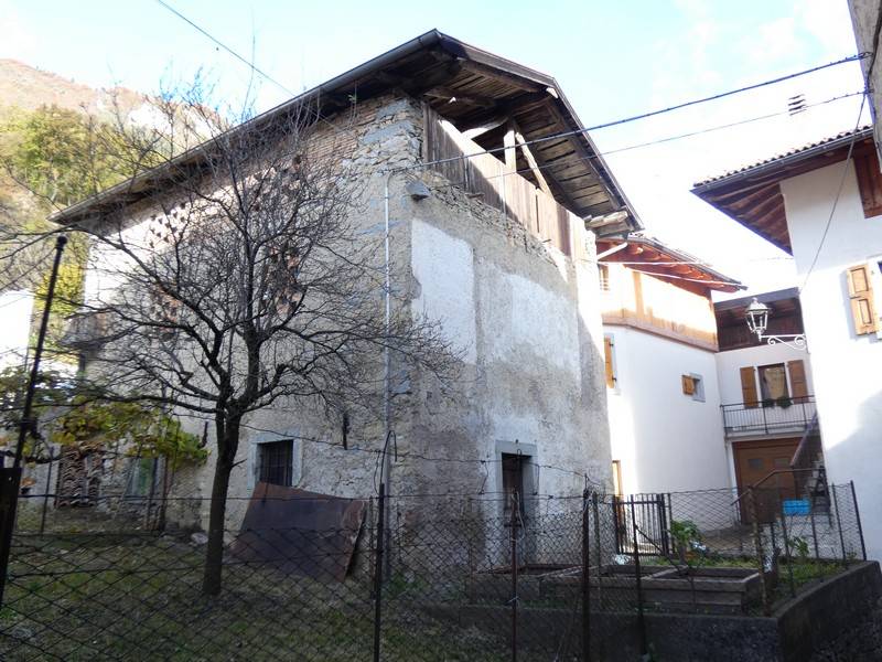 Rustico - Casa da monte in vendita a Pieve di Bono, Agrone