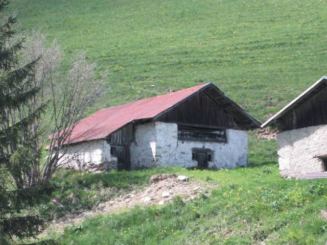Rustico - Casa da monte in vendita a Roncone