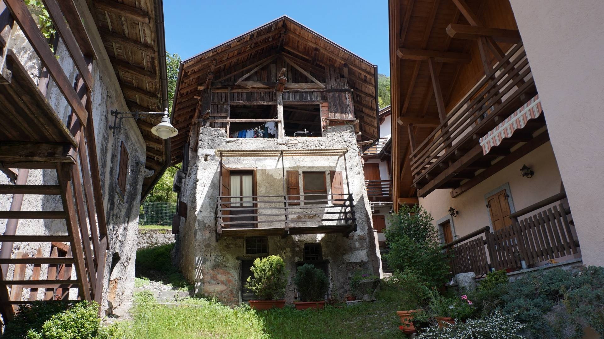 Casa Indipendente in vendita a Tre Ville