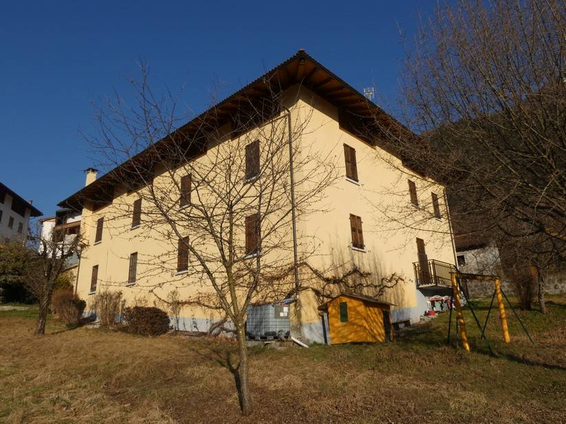 Casa Indipendente in vendita a Pieve di Bono-Prezzo